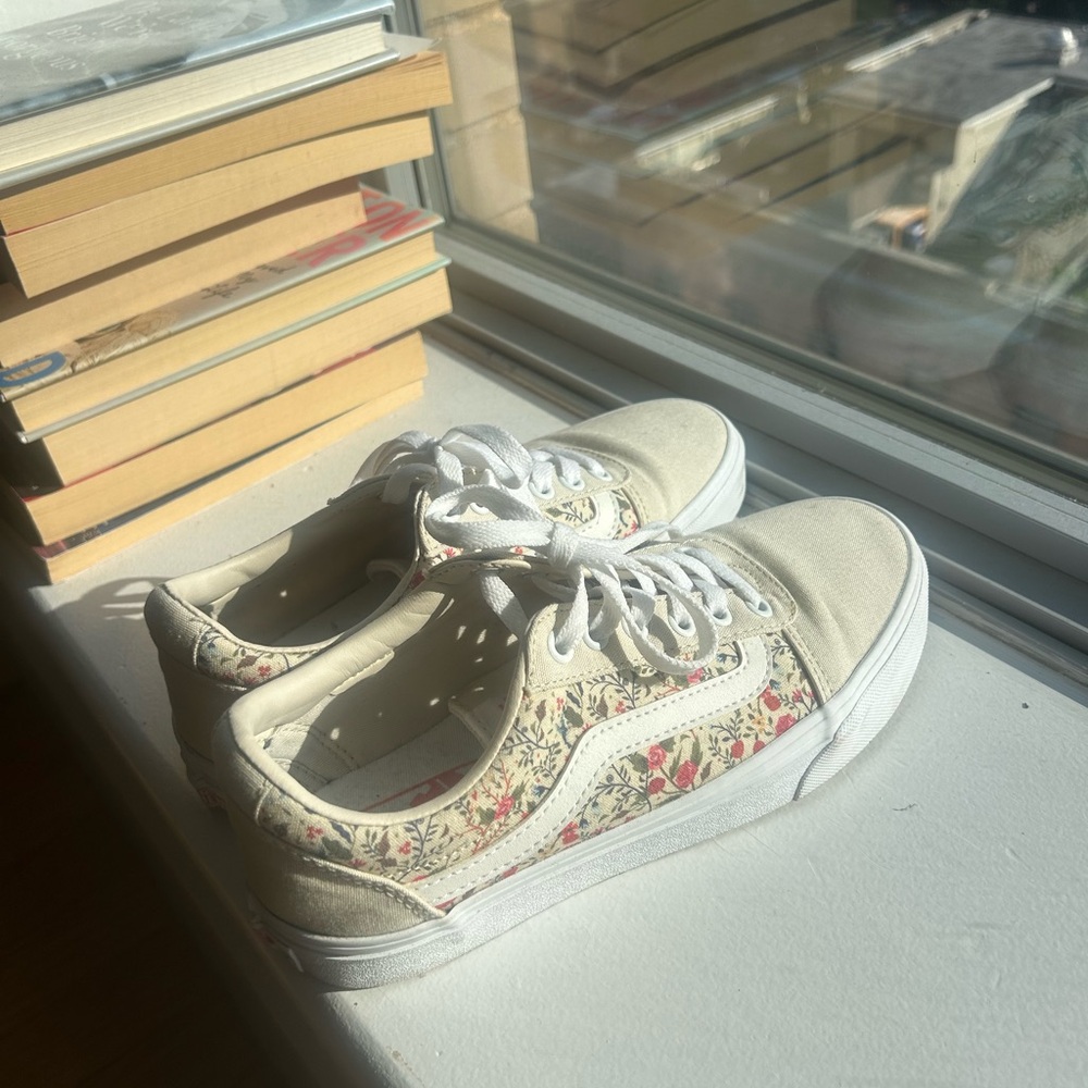 Vans Floral Cream/Tan Lace-Up Sneakers